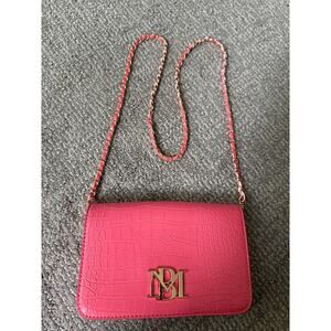 Bagley Mischka  
pink chain Y2K small crossbody
